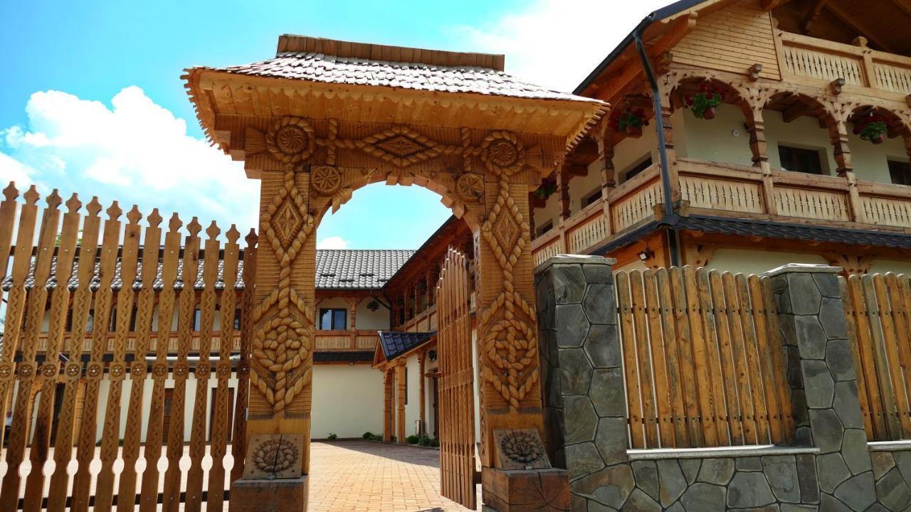 Pensiunea Valea Muntelui Birsana Exterior photo